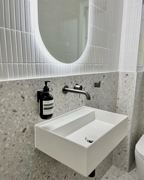 MECCA WALL BASIN / BATH SEP. BACKPLATE - TRIM KIT ONLY